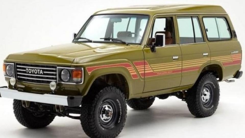 Няма да повярвате на очите си! 30-годишна Toyota Land Cruiser е като чисто нова след реставриране (СНИМКИ)