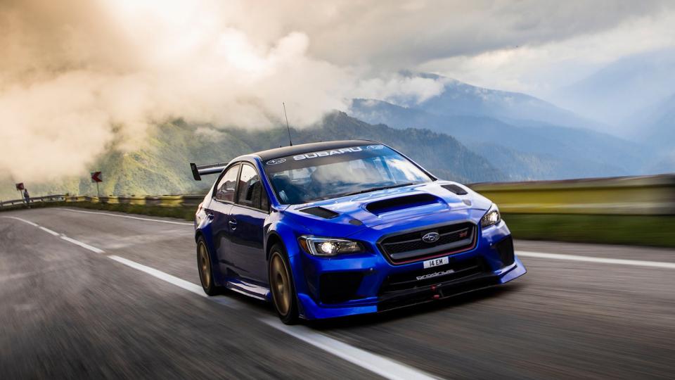 Subaru WRX STI постави нов рекорд на "най-хубавия път в света" (ВИДЕО)