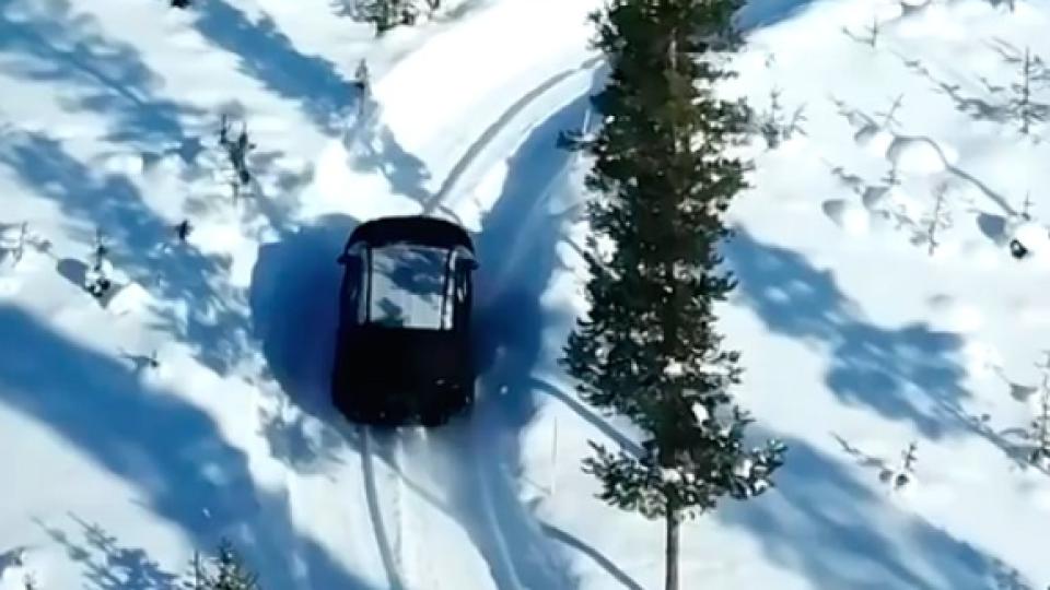 Екстремен тест на големия кросовър Hyundai Palisade в условията на полярна зима (ВИДЕО)