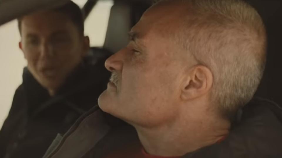 Трогателно ВИДЕО: Сляп автомонтьор за първи път седна в кола и вдигна 200 км/ч