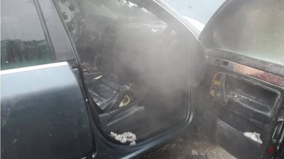 Шокиращ инцидент: Volkswagen Touareg с шофьор вътре експлодира (СНИМКИ/ВИДЕО)