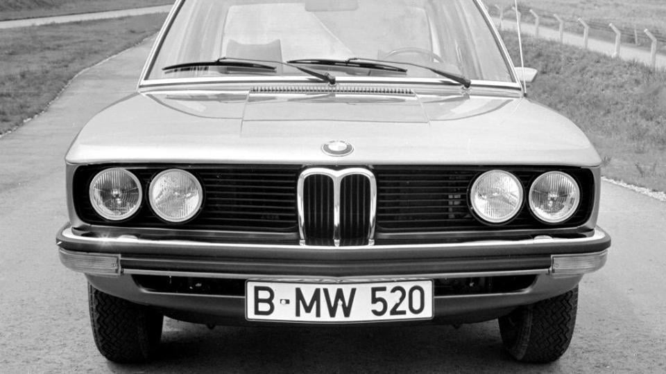 Уникално! Собственик спори вече почти половин век с BMW заради автомобил (СНИМКИ)