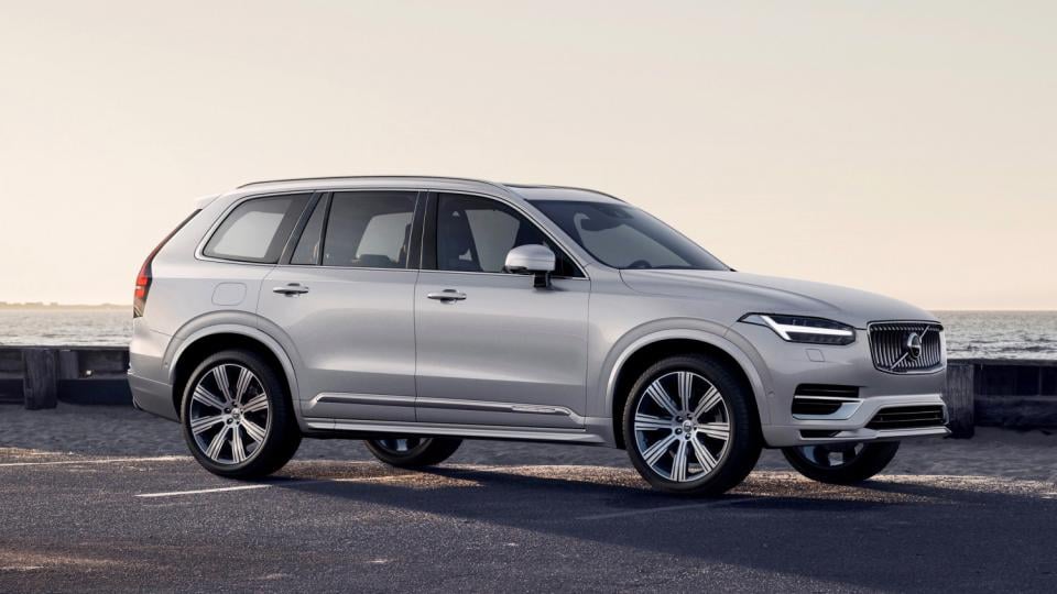 Новото Volvo XC90 с икономичен хибриден двигател и от 4 до 7 места (СНИМКИ)