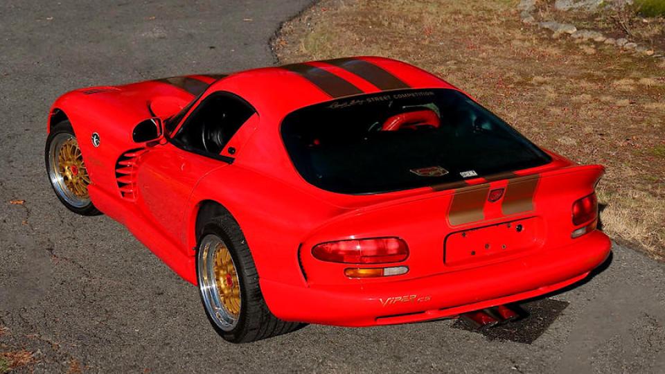 Продава се единственият по рода си Dodge Viper GTS CS СНИМКИ