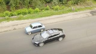 Уникална битка: Запорожец с електродвигател победи Tesla ВИДЕО