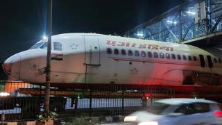 Как успя самолет Airbus A320 да заседне под мост ВИДЕО