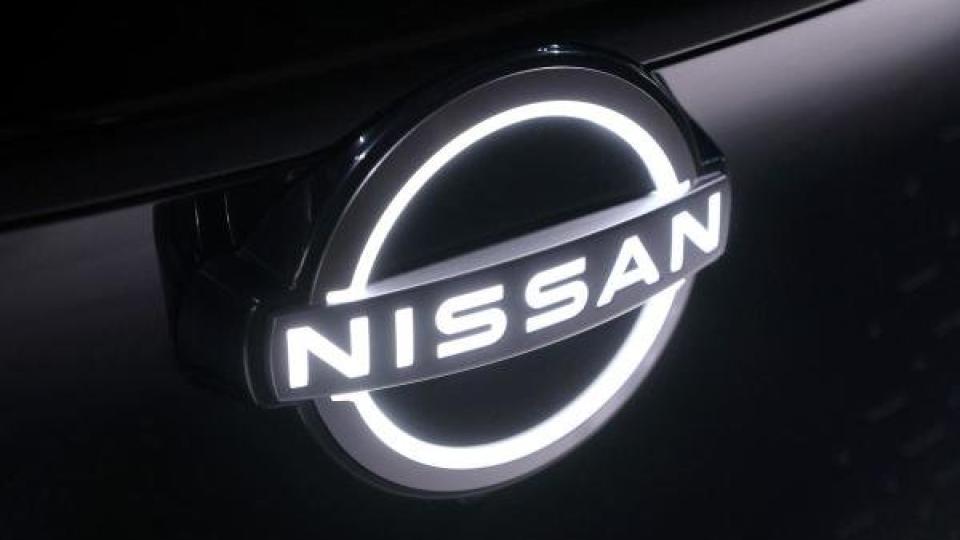 Най-евтиният електромобил на Nissan за $9000 излeзe на пътя за първи път СНИМКИ