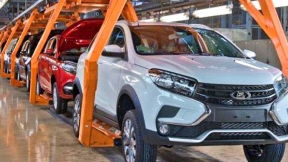 "Антисанкционната" Lada излиза на пазара до дни, цената е умопомрачаваща