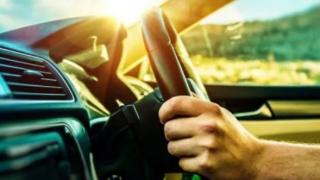 Важни съвети за безопасно шофиране в горещото време