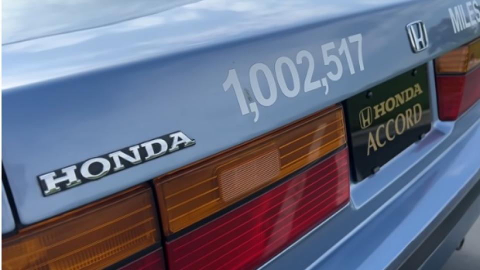 Впечатляващо: Показаха Honda Accord с пробег от 1,6 милиона км СНИМКИ ВИДЕО