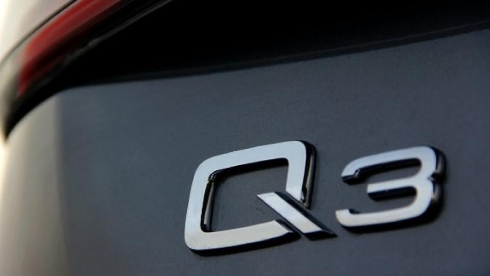 Ключови промени: Фотошпиони заснеха новия кросоувър Audi Q3 СНИМКИ
