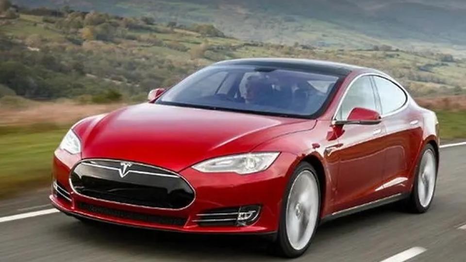 Срам за Tesla, победи Dacia в негативна и престижна класация TÜV