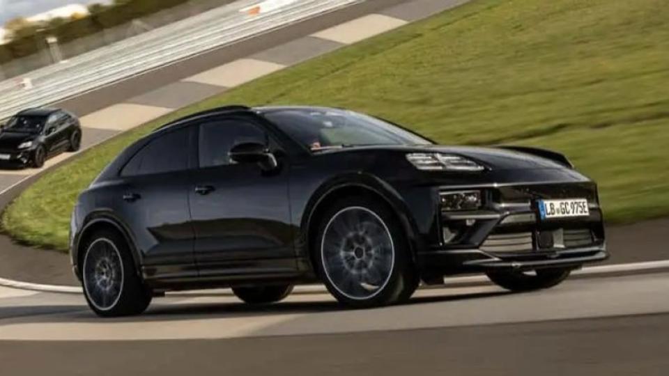 Новият Porsche Macan ще получи дисплей с добавена реалност