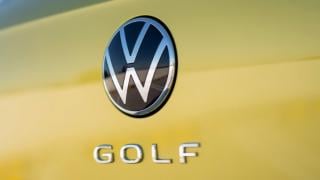 Вижте как ще изглежда новият очакван Volkswagen Golf СНИМКИ