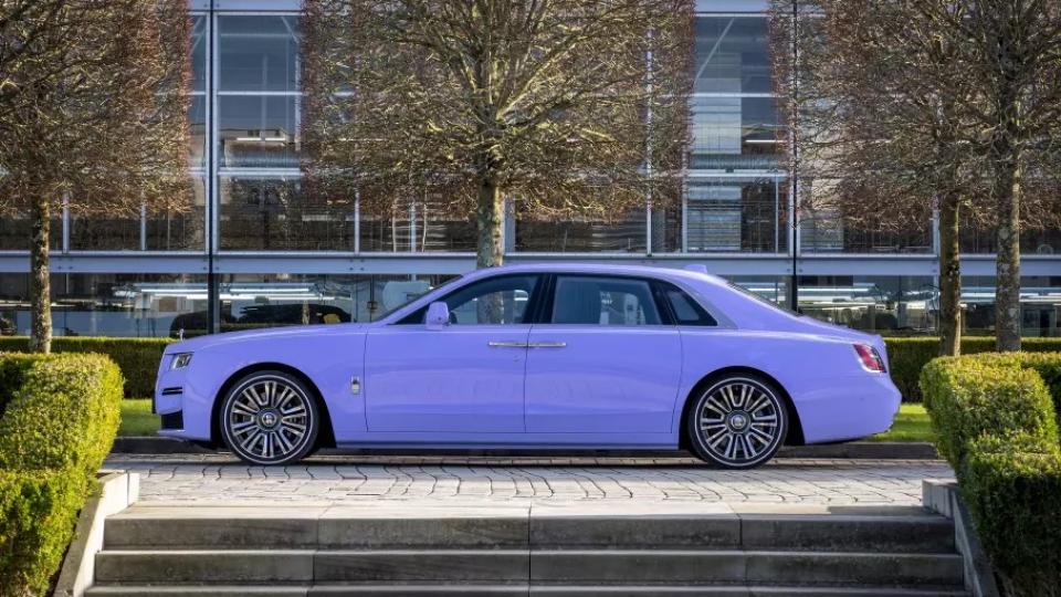 Rolls-Royce показа три уникални автомобила, но само за китайци СНИМКИ