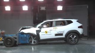 Новият и популярен Dacia Duster бе разбит в краш тест, ето какви са резултатите ВИДЕО