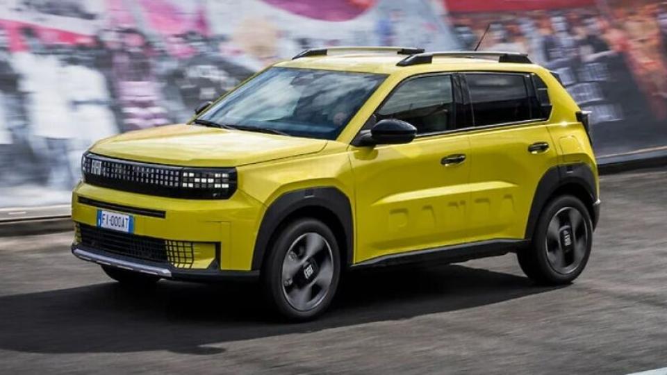 Fiat представи евтин конкурент на Renault Duster, снимка и цена