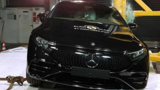 Резултатите краш тестовете на новия Mercedes-Benz E-Class изумиха специалистите ВИДЕО