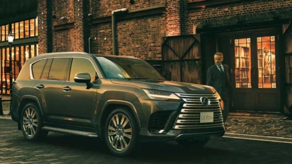 Lexus представи всъдеход, който харчи малко гориво и има офроуд версия СНИМКИ