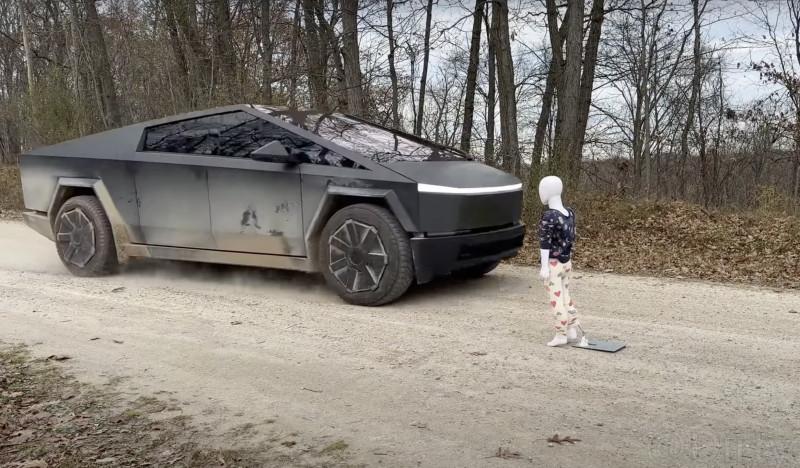 Шок с Tesla Cybertruck: Вижте какво прегази ВИДЕО