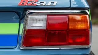 Пуснаха за продажба един от първите и най-редки заредени седани на BMW СНИМКИ