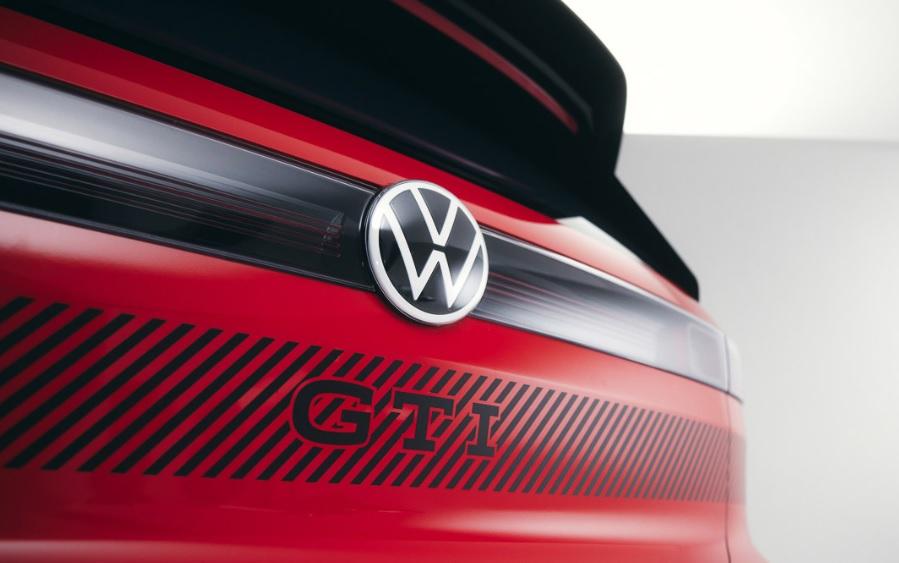 Шефът на Volkswagen: Новият Golf GTI ще бъде електрически и „чудовище“
