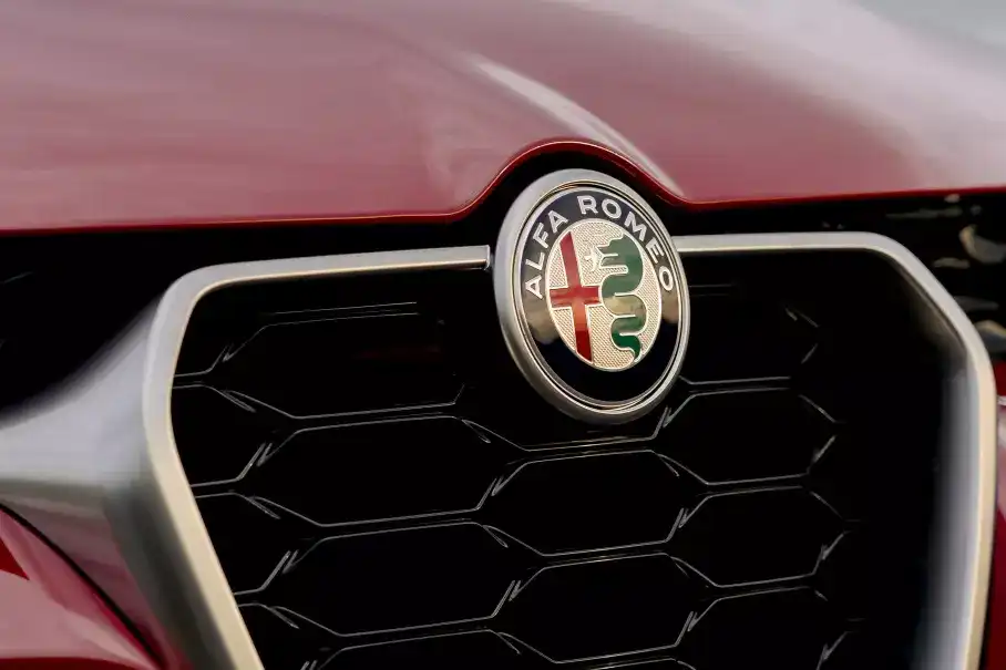 Ужас: Новата спортна кола на Alfa Romeo ще е американска