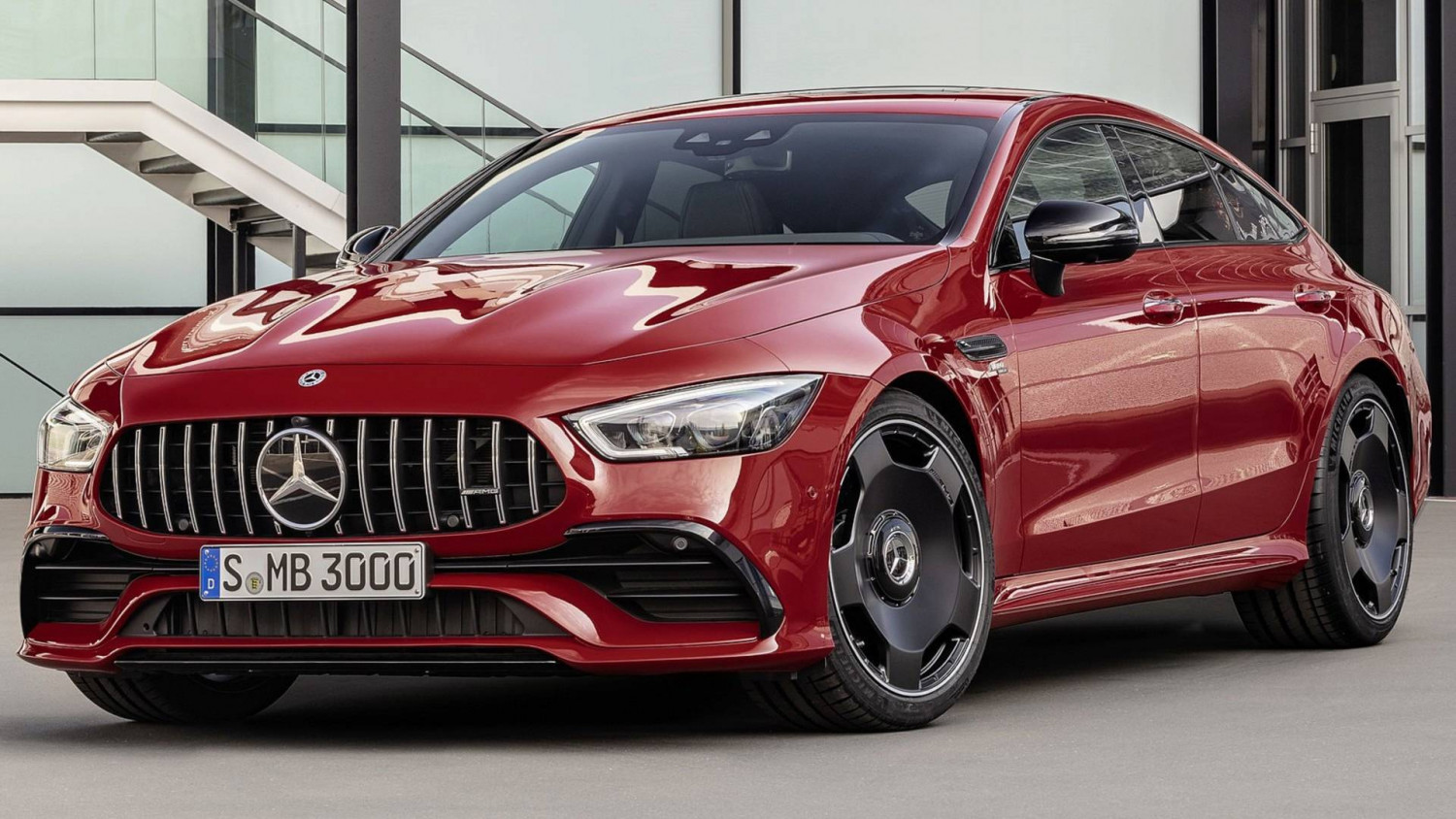 След като видяха този Mercedes-AMG GT 43 в Париж, никой не иска да погледне  Porsche Panamera (СНИМКИ)