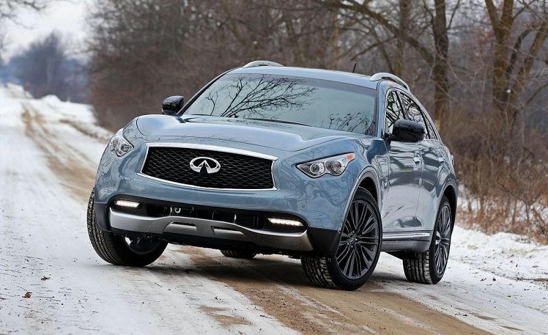 Обзор на Infiniti QX70: Причините, поради които го харесват и купуват (СНИМКИ)