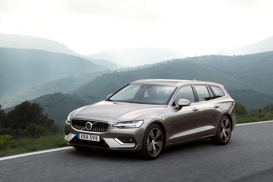 Volvo V60  - луксозното шведско комби за мечтаните семейни пътешествия