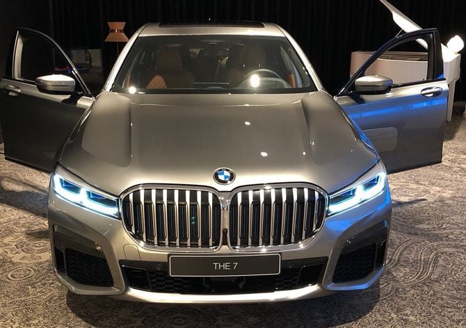 Новият BMW 7 серия бе разсекретен напълно преди премиерата (СНИМКИ)