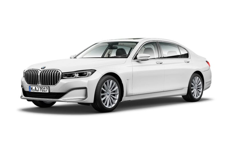 Новият BMW 7 серия бе разсекретен напълно преди премиерата (СНИМКИ)