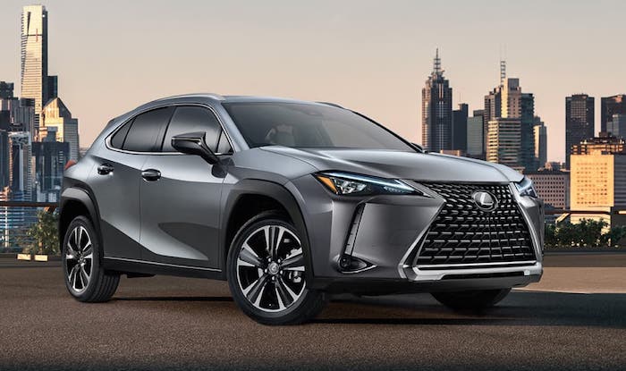 В Женева представиха обновения Lexus UX (СНИМКИ)