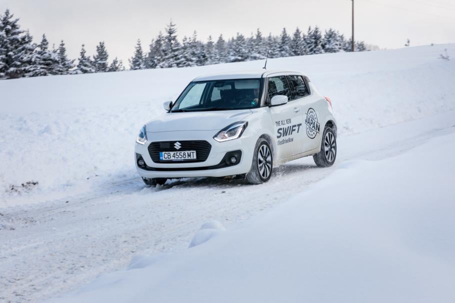 Уникалният градски модел Suzuki Swift 4х4 (СНИМКИ)