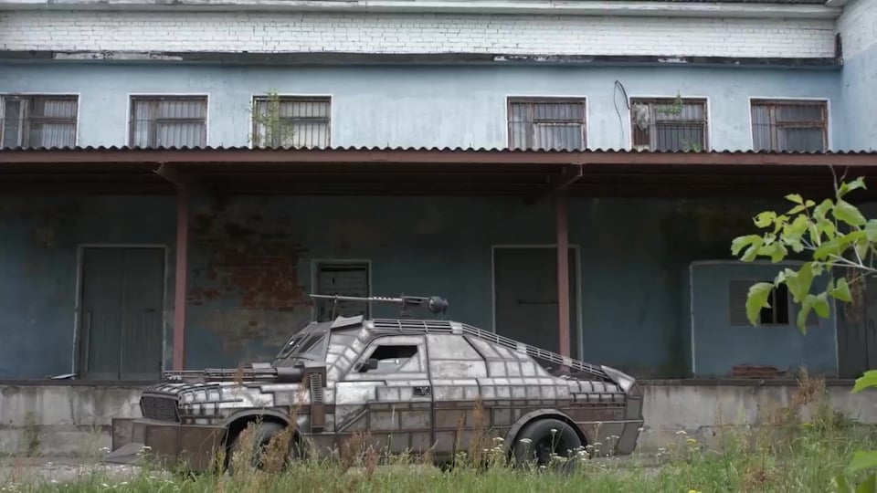 Превърнаха Волга в машина за зомби апокалипсис (СНИМКИ/ВИДЕО)