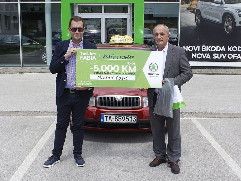 Шофьор навъртя 1 милион км с Skoda Fabia 2003, вижте как изглежда (СНИМКИ)