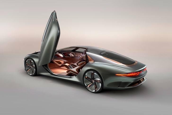 Bentley показа колата на бъдещето (СНИМКИ)