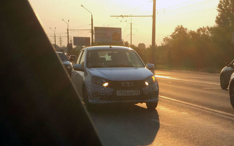 Първи СНИМКИ на новата Lada Granta Sport