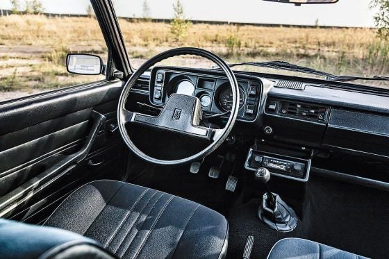 AutoBild си спомни за ВАЗ 2104 и назова силните и слабите му страни СНИМКИ