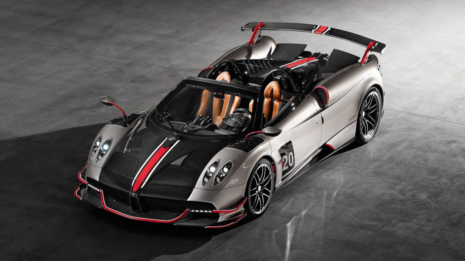 Pagani представи изумителната си нова суперкола за $3,5 милиона СНИМКИ