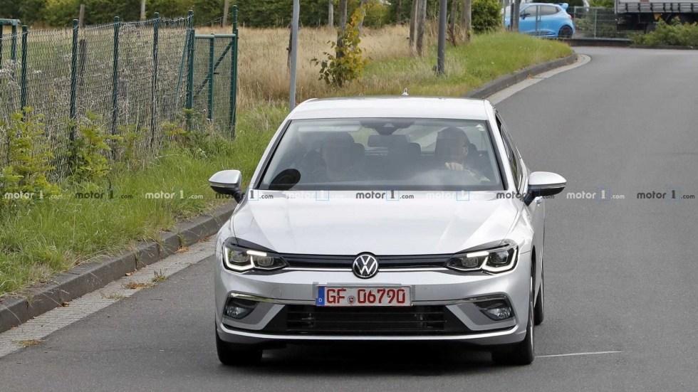 Новият Volkswagen Golf GTE бе разкрит преди официалното представяне СНИМКИ