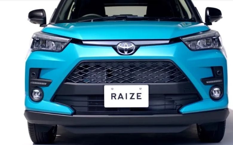 Toyota представи малкия си семеен кросоувър Raize ВИДЕО