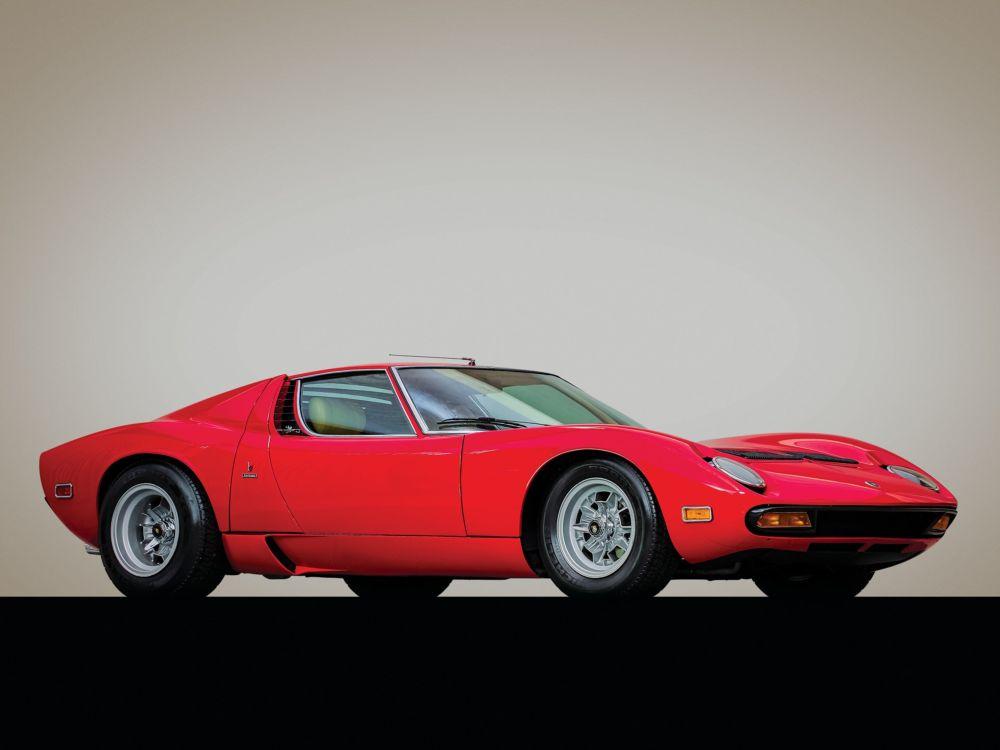 Продава се исторически Lamborghini Miura SV СНИМКИ