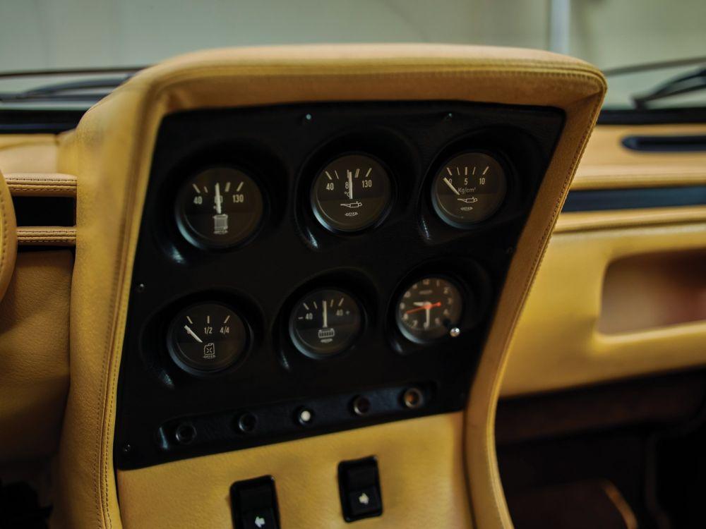 Продава се исторически Lamborghini Miura SV СНИМКИ