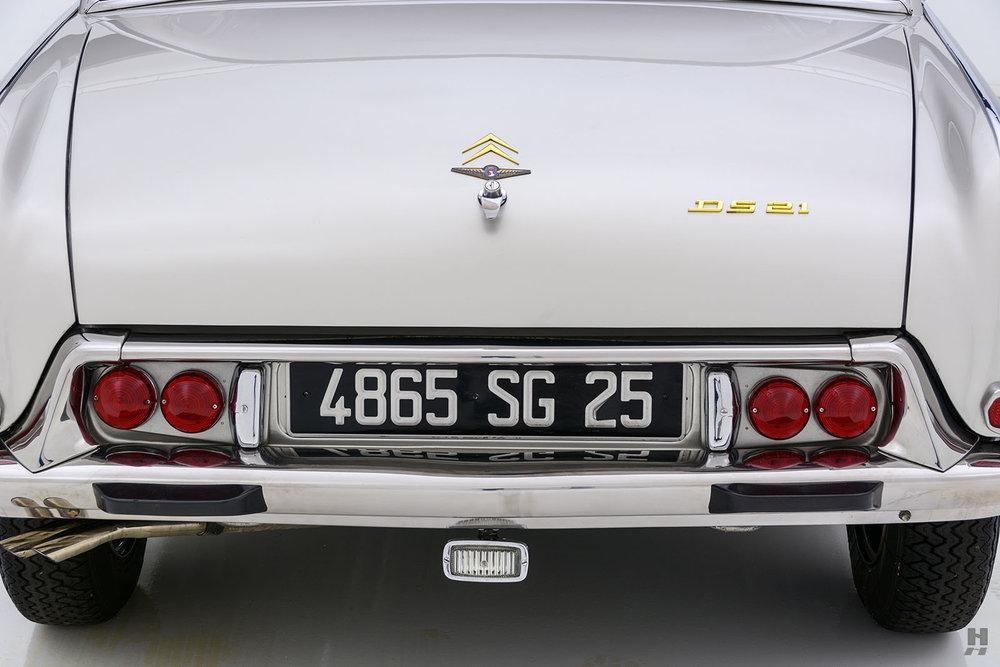 Citroen DS21 Concorde от 1965 г. е великолепен, но струва ли си цената? СНИМКИ