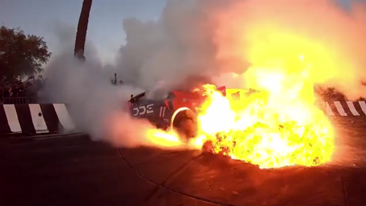 Дрифтаджия прави понички с Lamborghini Huracan и сътвори такава беля ВИДЕО