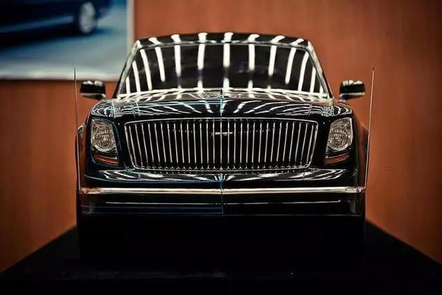 Китайският Rolls-Royce отправя предизвикателство към BMW 7 и Audi A8 СНИМКИ