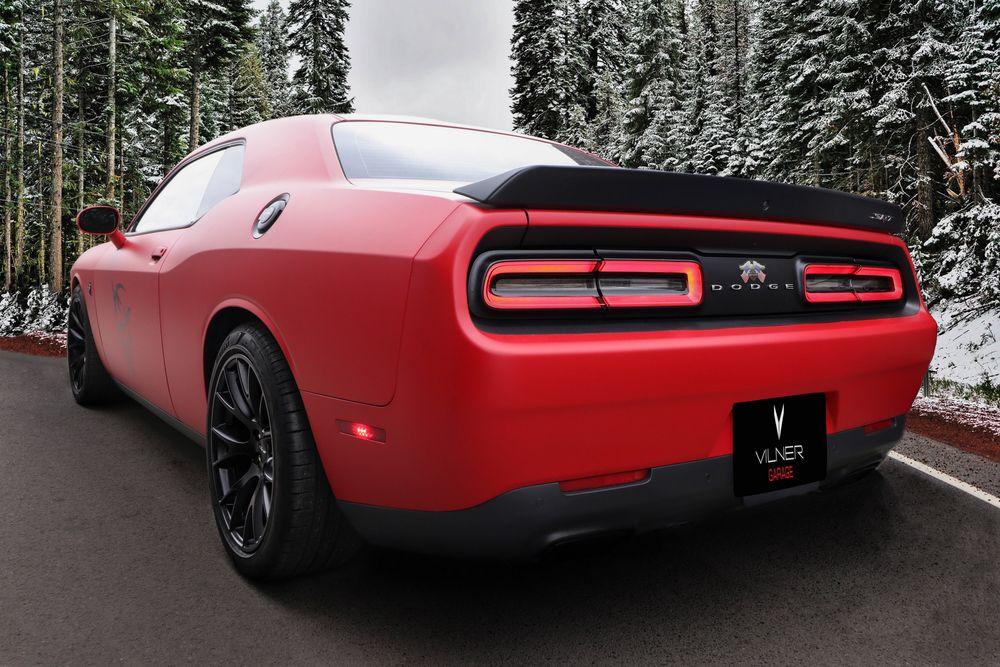 Българи показаха дяволския Dodge Challenger SRT Hellcat СНИМКИ