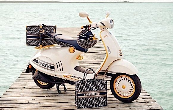 Скутер Vespa 946 от Christian Dior - модната сензация на лятото ВИДЕО