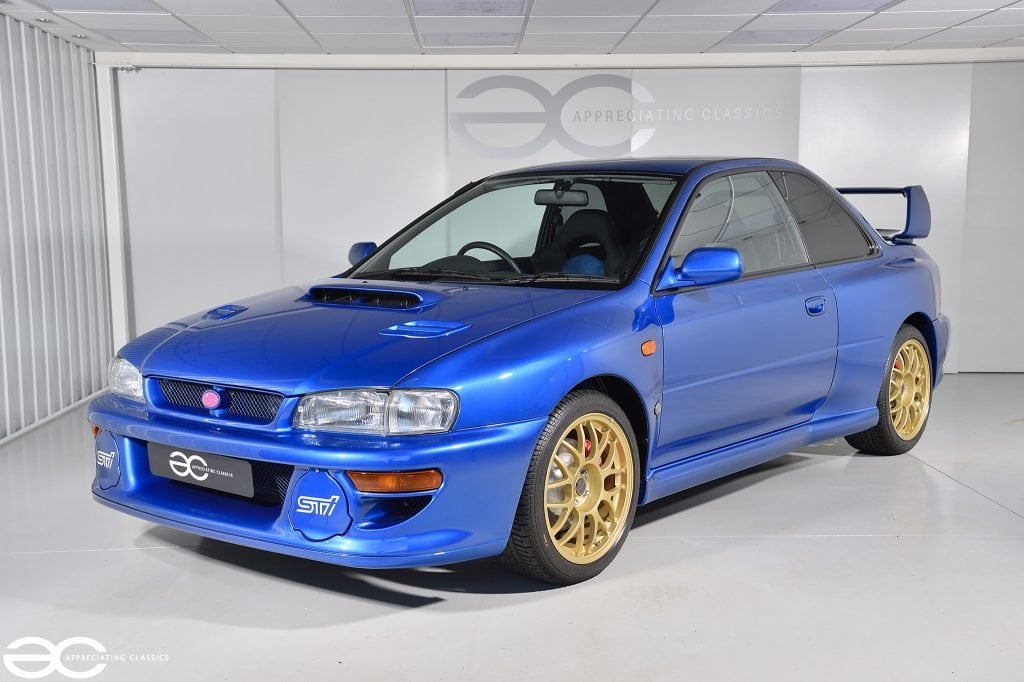 Продава се уникален Subaru Impreza от 1998 г. с почти нулев пробег СНИМКИ